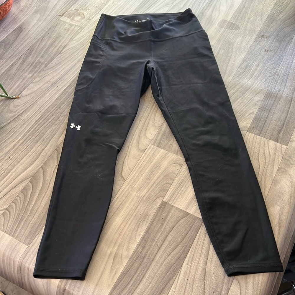 Under Armour women’s black compression legging medium